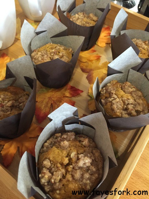 HOMEMADE PUMPKIN MUFFINS