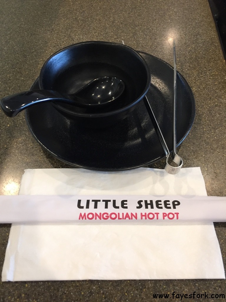 LITTLE SHEEP MONGOLIAN HOT POT 03